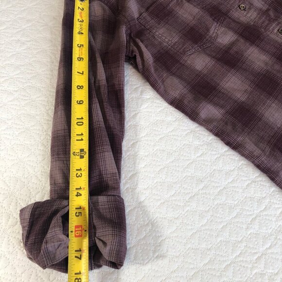 Carhartt Women's Burgundy Plaid Roll Tab Sleeve Button Down Shirt Size L (12/14) - Picture 7 of 7